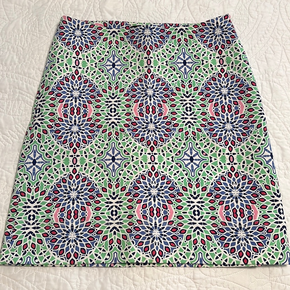 Talbots petite size 2P skirt lined geometric shapes